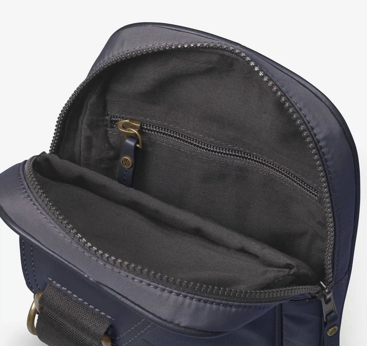 Hudson Sling Bag - Navy