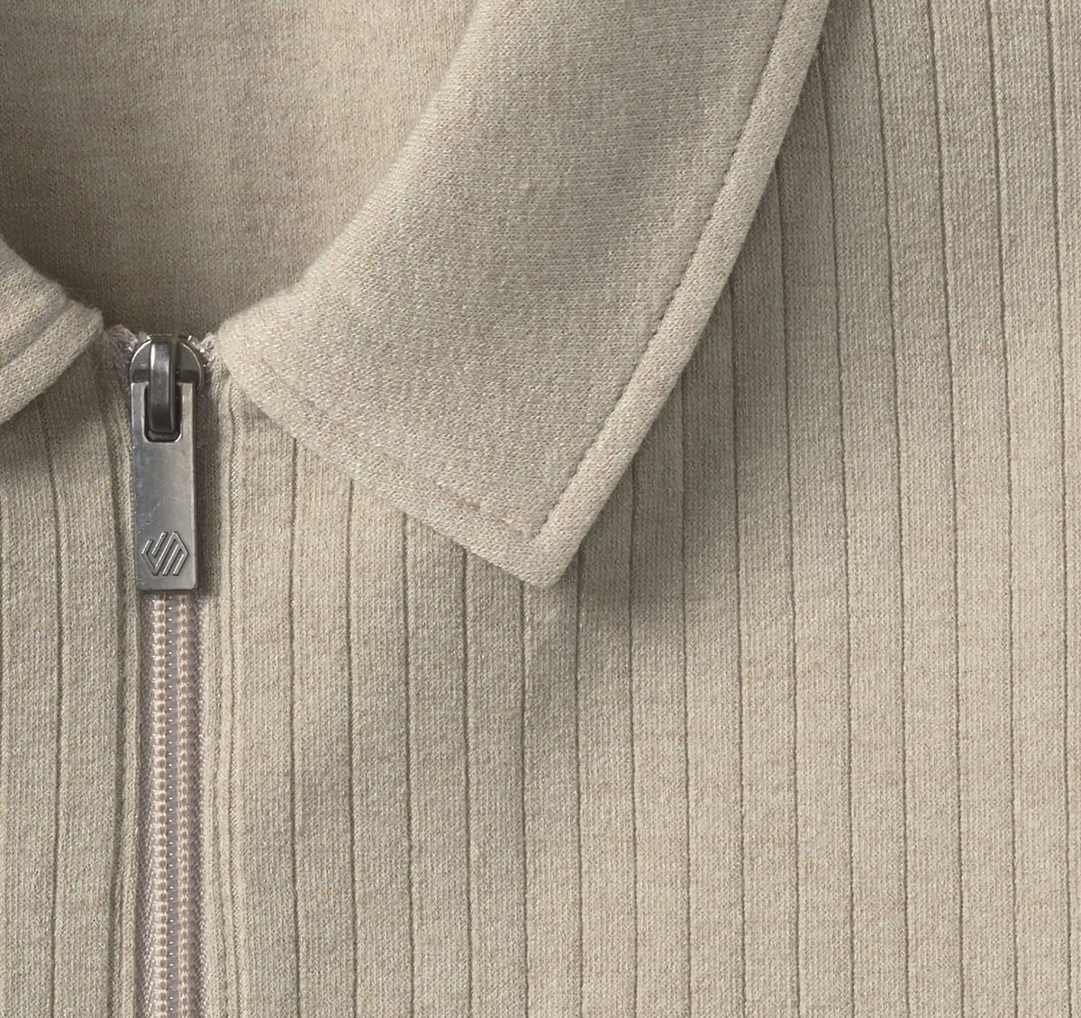 Finn Ribbed Zip Polo - Stone