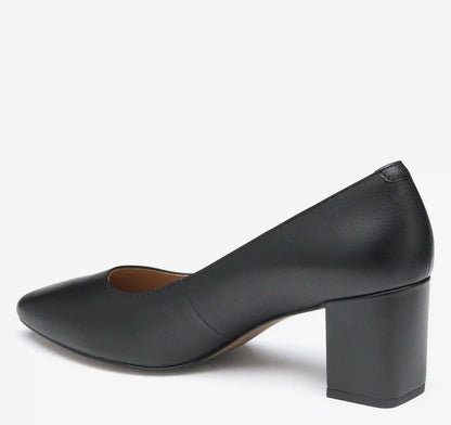 Vicki Pump - Black Glove Leather